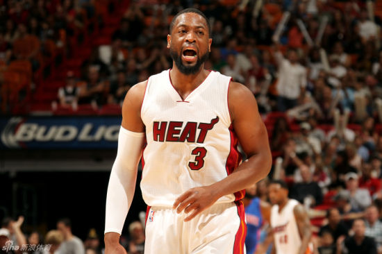 根据目前的情况拜仁明年夏天无意与格雷茨卡续约（从现状看，拜仁明夏不打算与格雷茨卡续约）