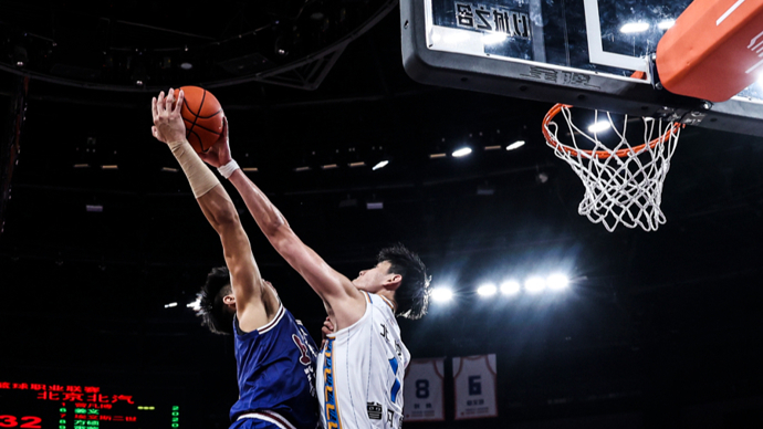 门兴格拉德巴赫vs沃尔夫斯堡：雷纳、尼科-埃尔维迪首发，埃里克森、马耶尔出战（门兴战狼堡：雷纳、尼科-埃尔维迪首发，埃里克森、马耶尔登场）