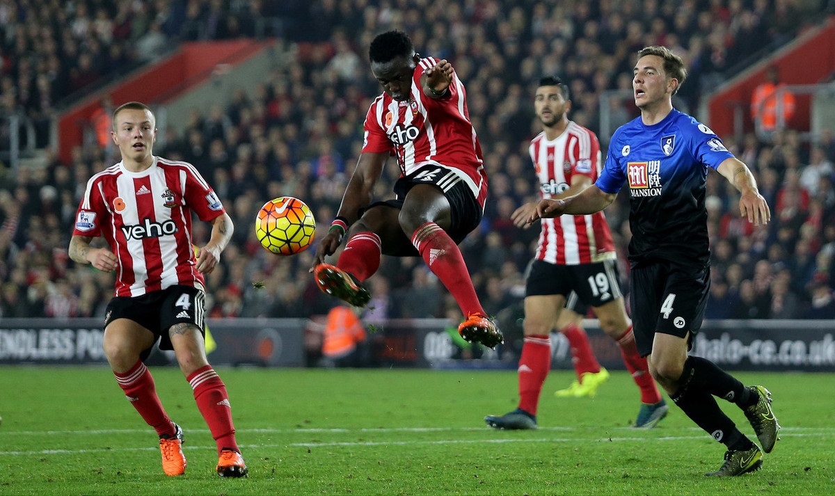 京港体育文化交流座谈会在北京举行，共话两地体育文化交流（京港体育文化交流座谈会在京召开，畅谈两地体育文化交流）
