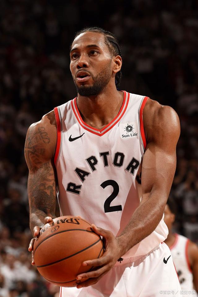 乌克兰近些年同瑞典正赛交手两次，两战全胜保持不败（近年乌克兰与瑞典正赛两度交锋，保持全胜战绩）