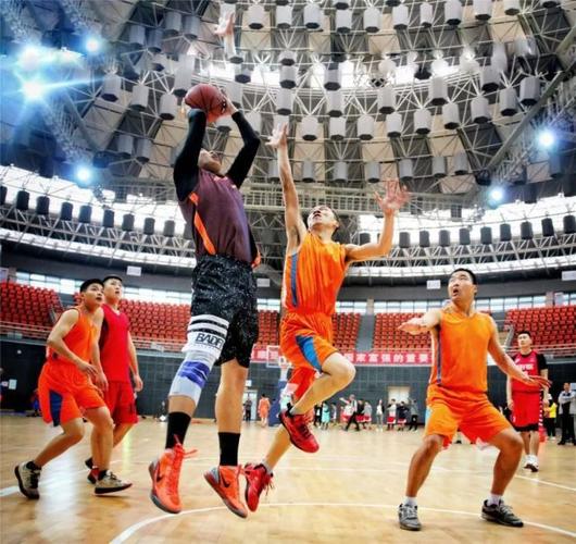 大四喜：姆巴佩vs奥林匹亚科斯个人集锦（姆巴佩四球秀：对阵奥林匹亚科斯个人高光集锦）