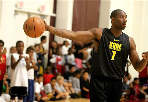 莫雷托：药厂不愿把格里马尔多卖给拜仁，球员也倾向回西班牙（莫雷托：勒沃库森拒卖格里马尔多给拜仁，球员更倾向回西班牙）