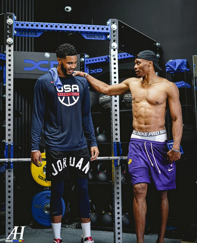 苏媒：苏超盐城赛区选拔活动已开启，水庆霞担任海选考官（江苏媒体：苏超盐城赛区选拔启动，水庆霞出任海选评委）