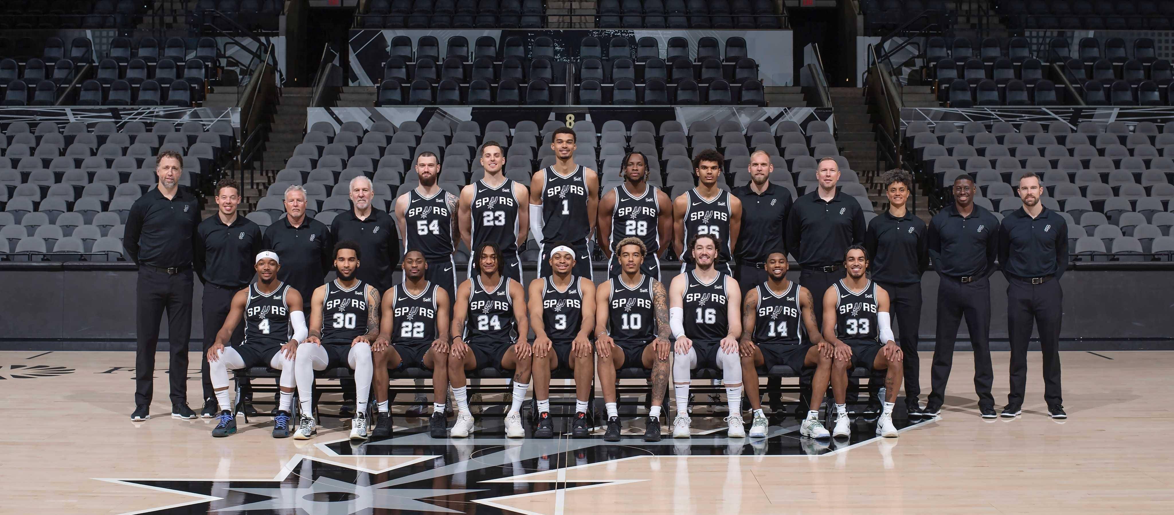 小孔塞桑：我和C罗聊过，他说我在伟大的俱乐部效力（小孔塞桑：曾与C罗交流，他称我效力的是一家伟大俱乐部）