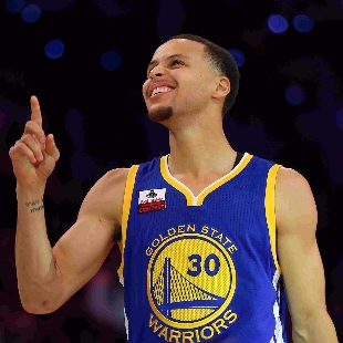 图赫尔：面对世界杯高温，必须明确球员角色并积极替补轮换（图赫尔：应对世界杯酷暑，明确分工并加大轮换力度）